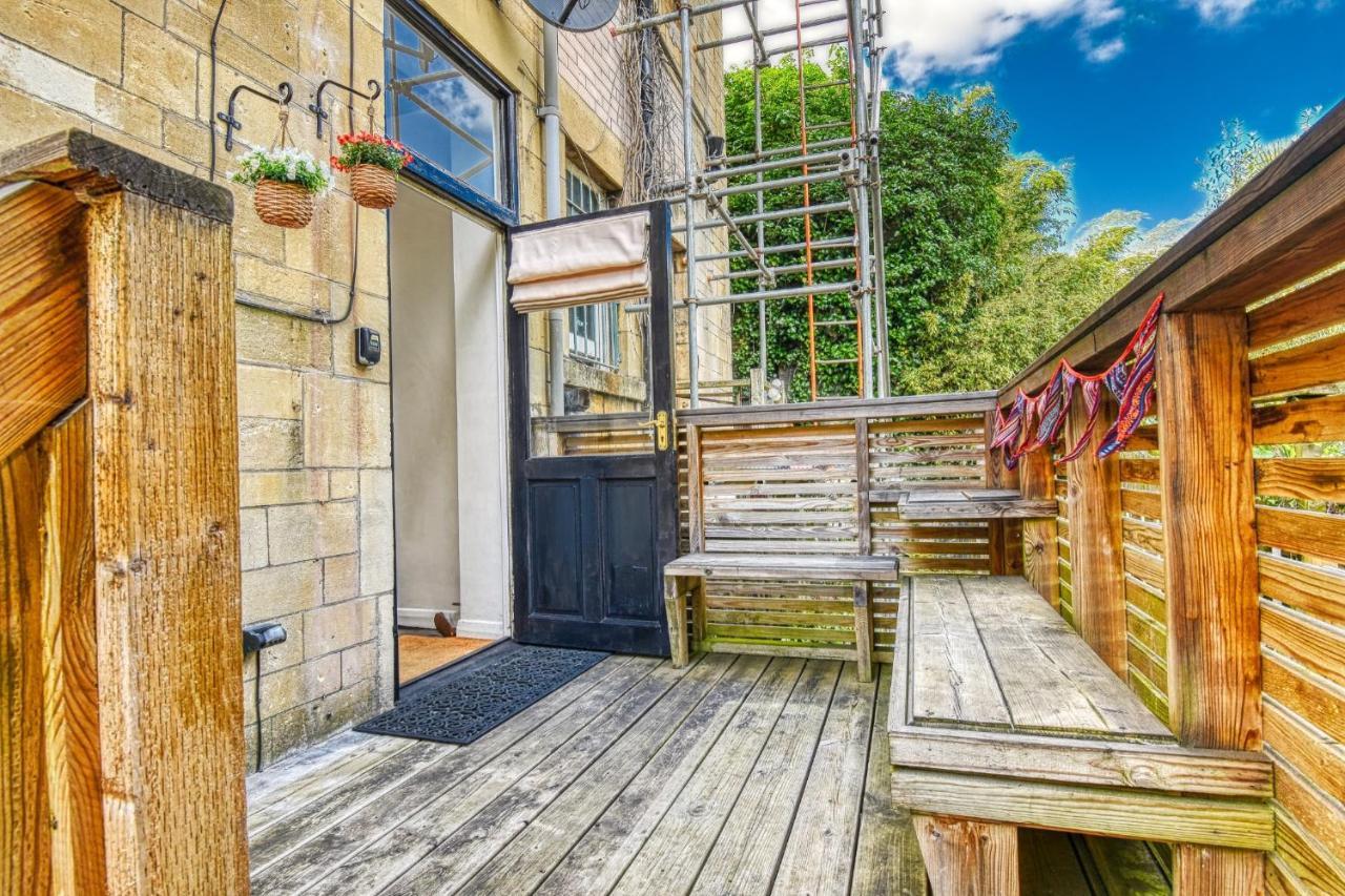 2 Bedroom Apartment In Bath City Centre With Garden & Free Parking מראה חיצוני תמונה