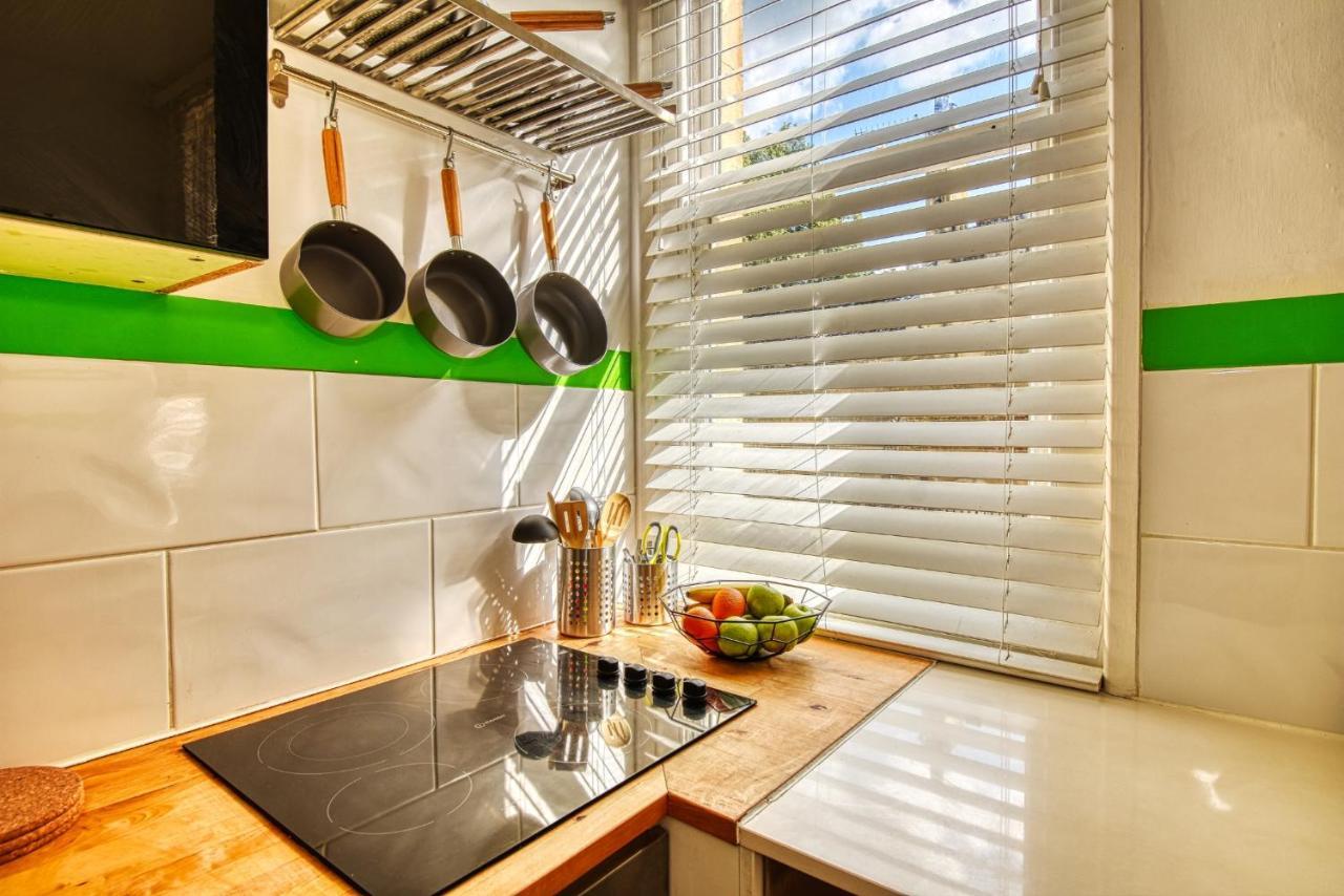 2 Bedroom Apartment In Bath City Centre With Garden & Free Parking מראה חיצוני תמונה